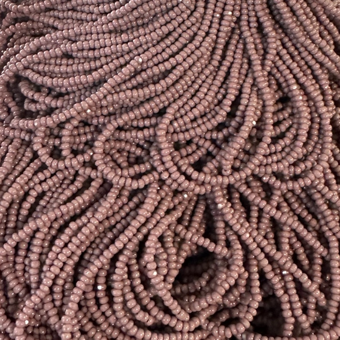 Czech Charlotte Cut Hank 11/0 LT Amethyst Opaque Purple Seed Beads