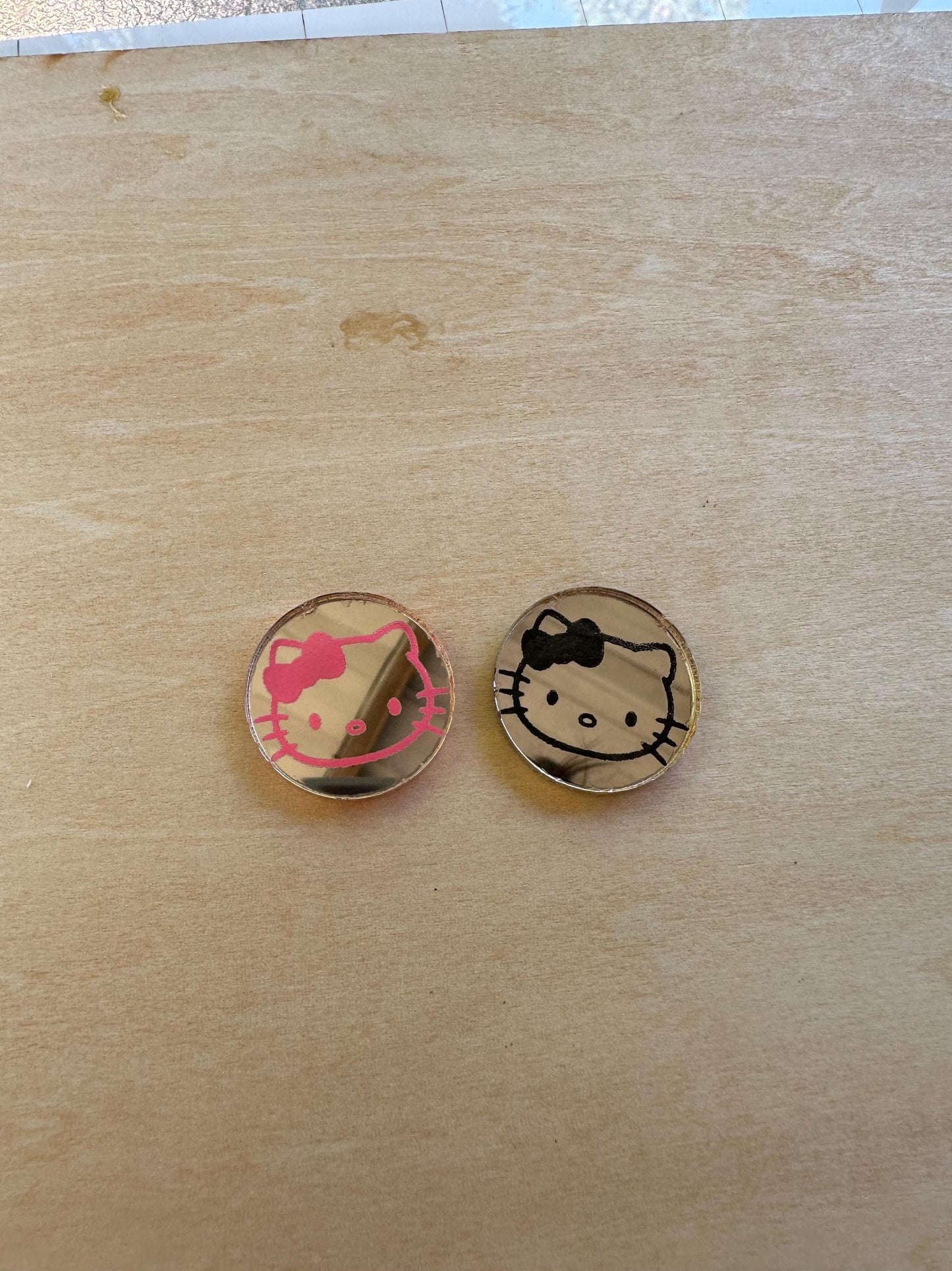 Pale gold mirrored acrylic kitty  beading supplies